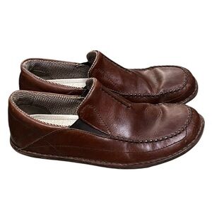 Patagonia | Shoes | Patagonia Maui Black Suede Leather Slip  display picture 2